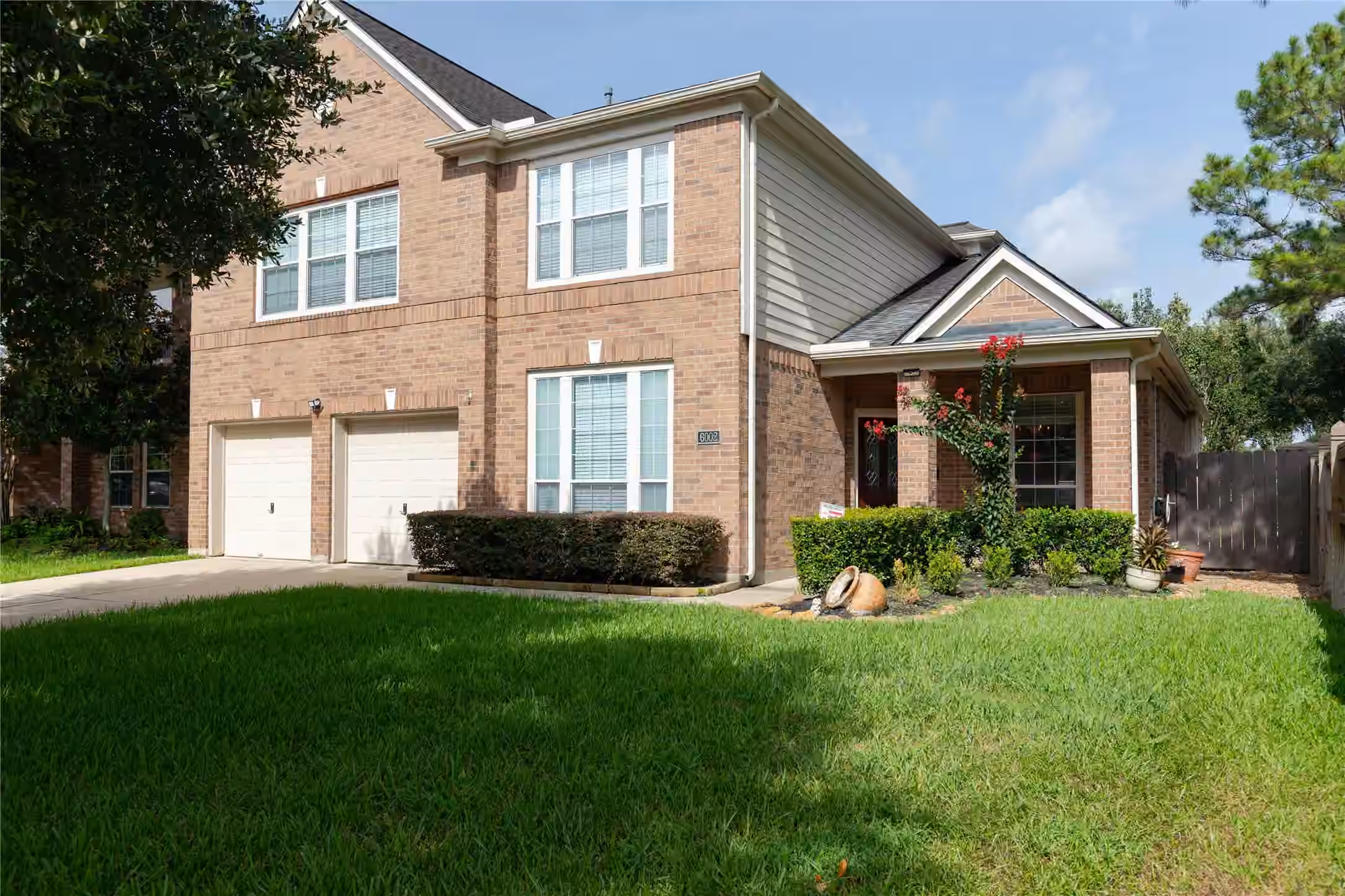Photo of 6002 Lakebluff Ct, Katy, TX