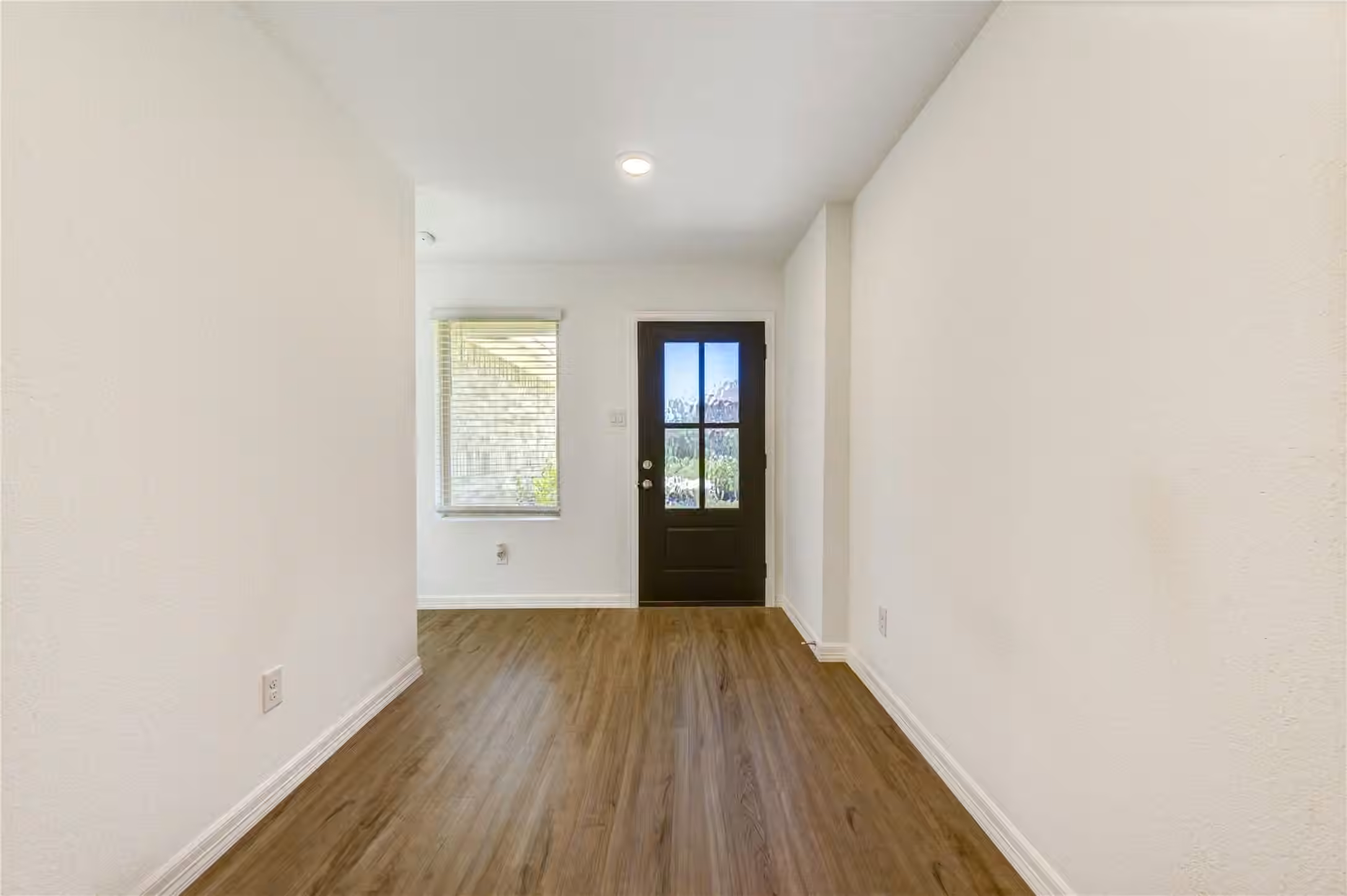 Photo 5 of 20926 Zuccala Drive, New Caney, TX