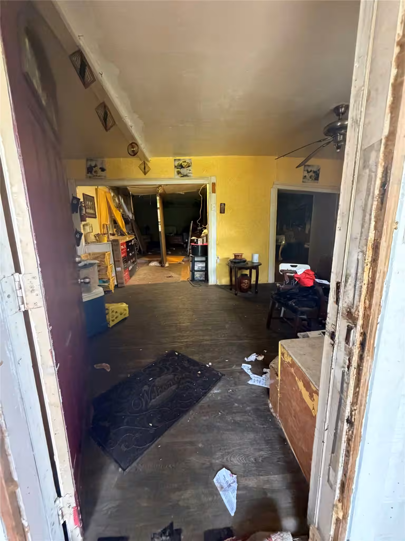 Photo 3 of 9014 Compton Street, Houston, TX
