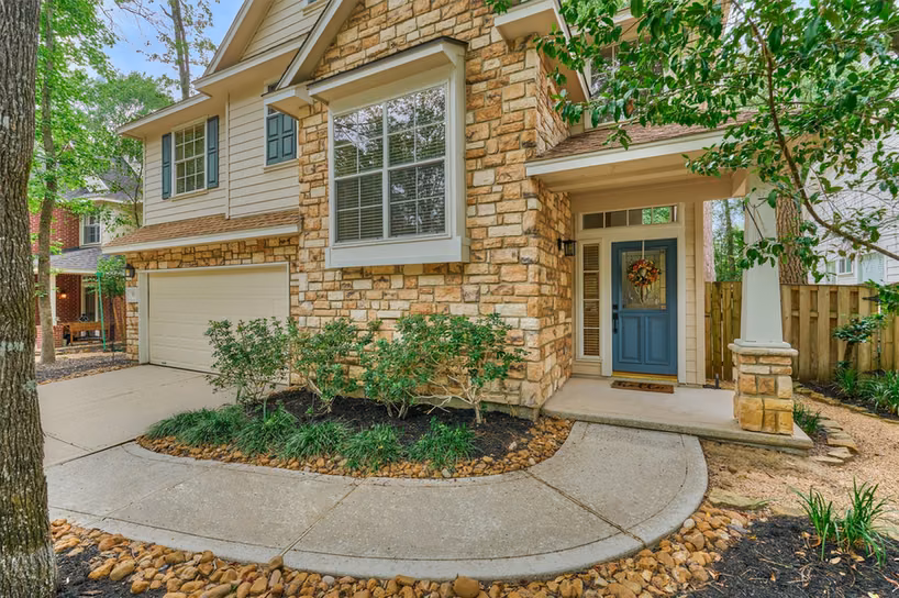 Photo 3 of 93 N Apple Springs Circle, The Woodlands, TX