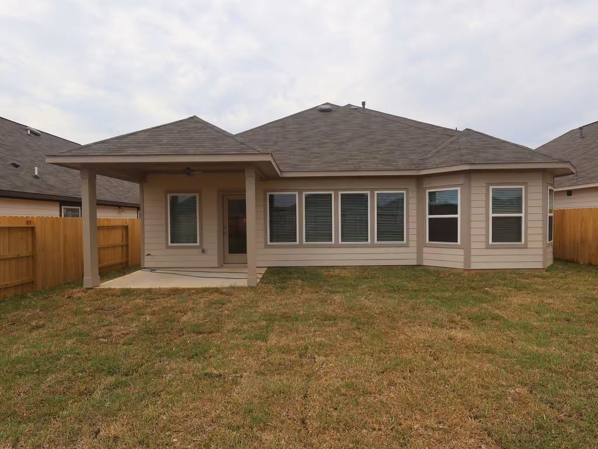 Photo 6 of 16815 Zavala Way, Montgomery, TX