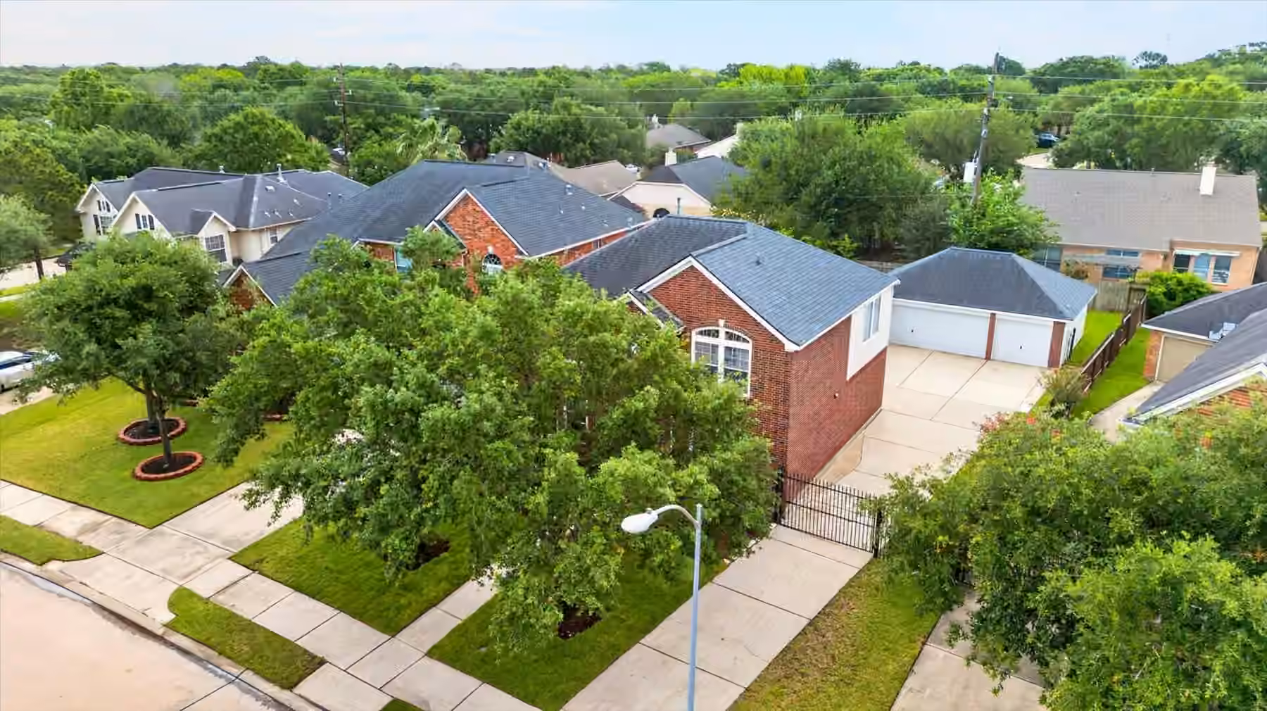 Photo 2 of 20835 Cottage Cove Lane, Katy, TX