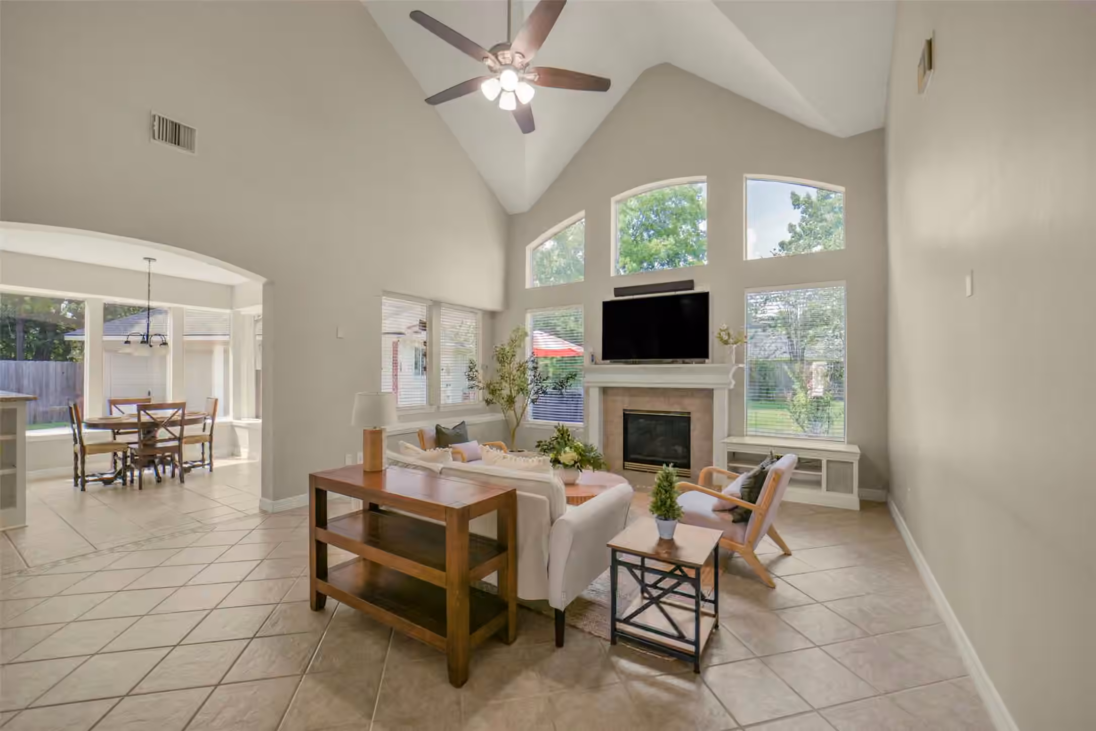 Photo 7 of 13730 Lawrence Trace Court, Cypress, TX