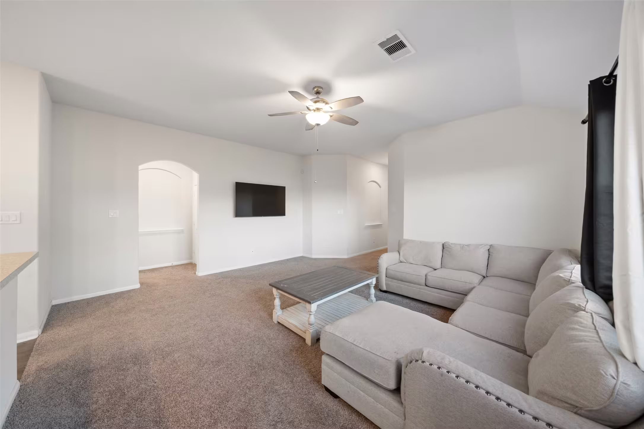 Photo 7 of 14156 Kamilia Road, Conroe, TX