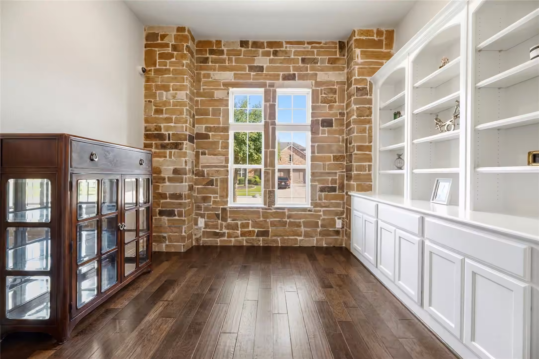 Photo 6 of 17922 Olde Oaks Estate Court, Cypress, TX