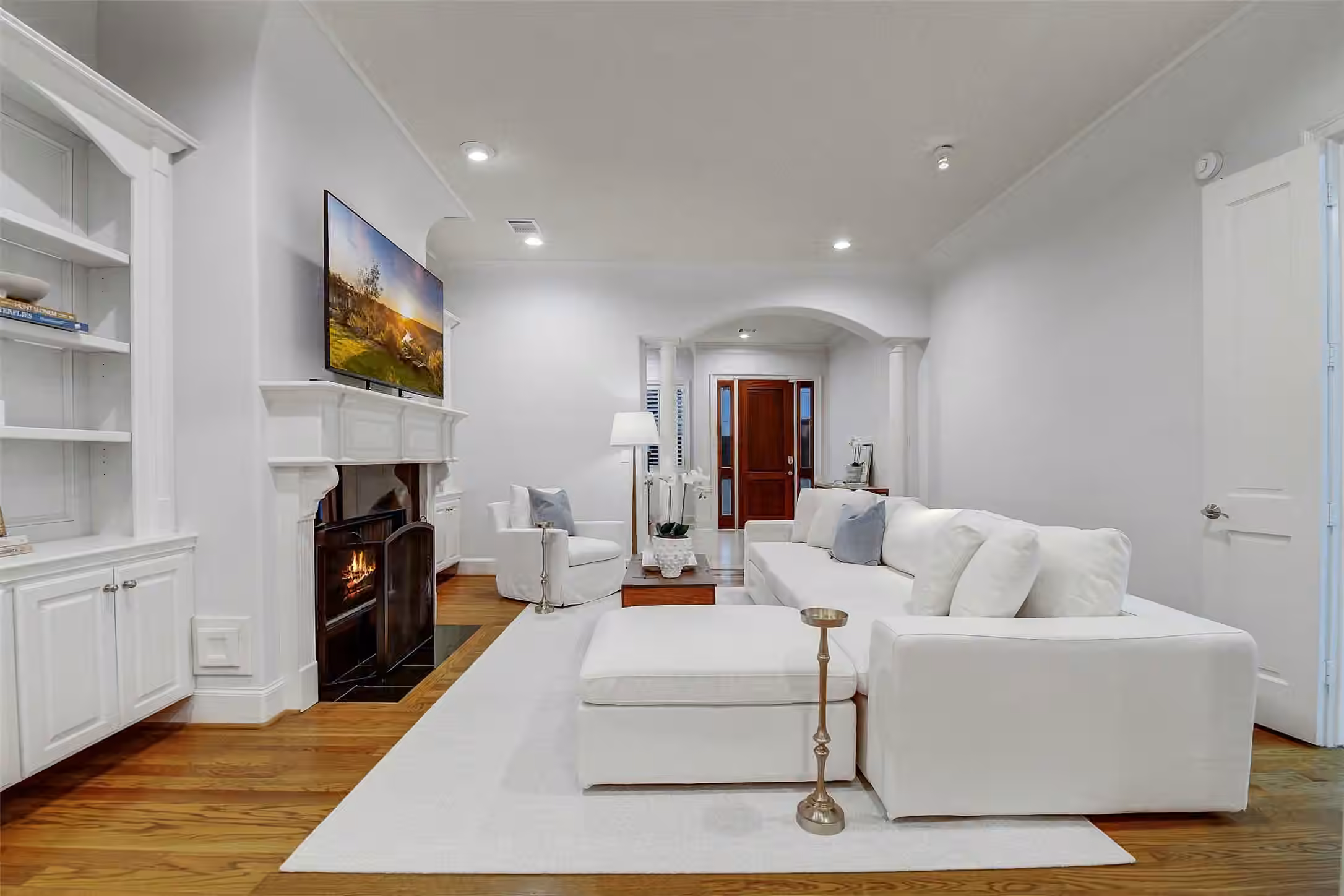 Photo 6 of 2121 Potomac Drive B, Houston, TX