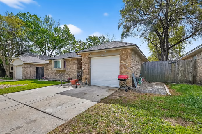 Photo 5 of 2526 Spring Dusk Lane, Spring, TX