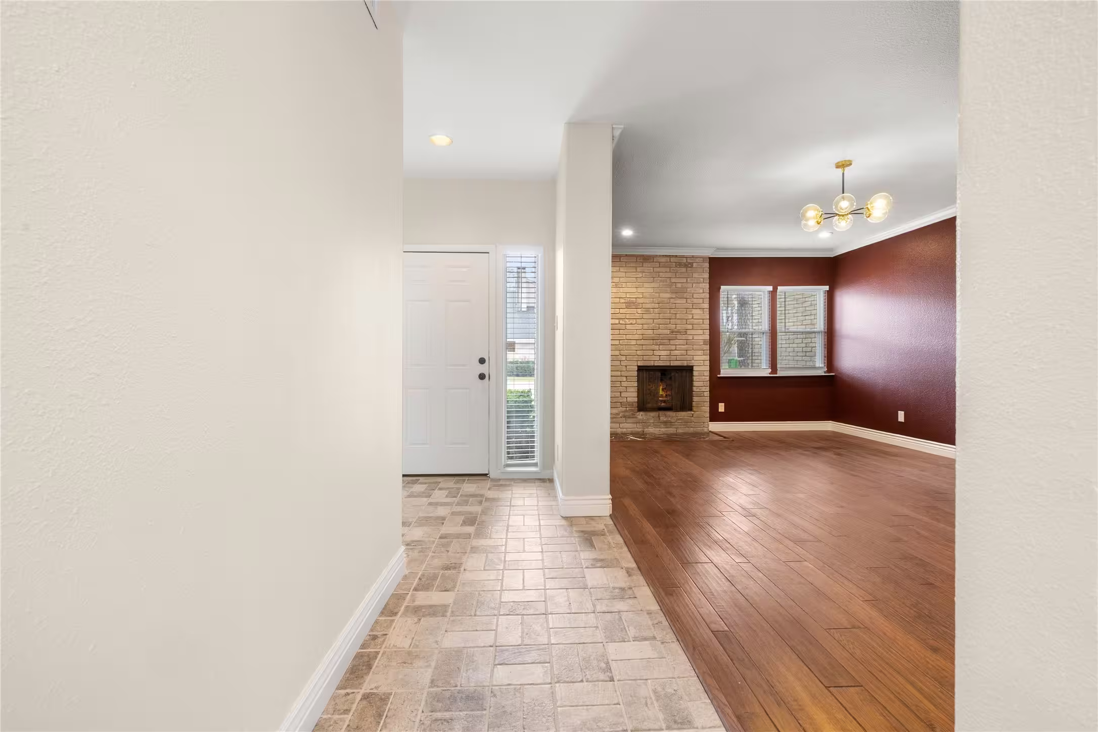 Photo 7 of 2103 Lake Village Drive, Houston, TX