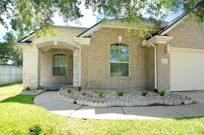 Photo 5 of 7822 Rocky Peak Lane, Richmond, TX