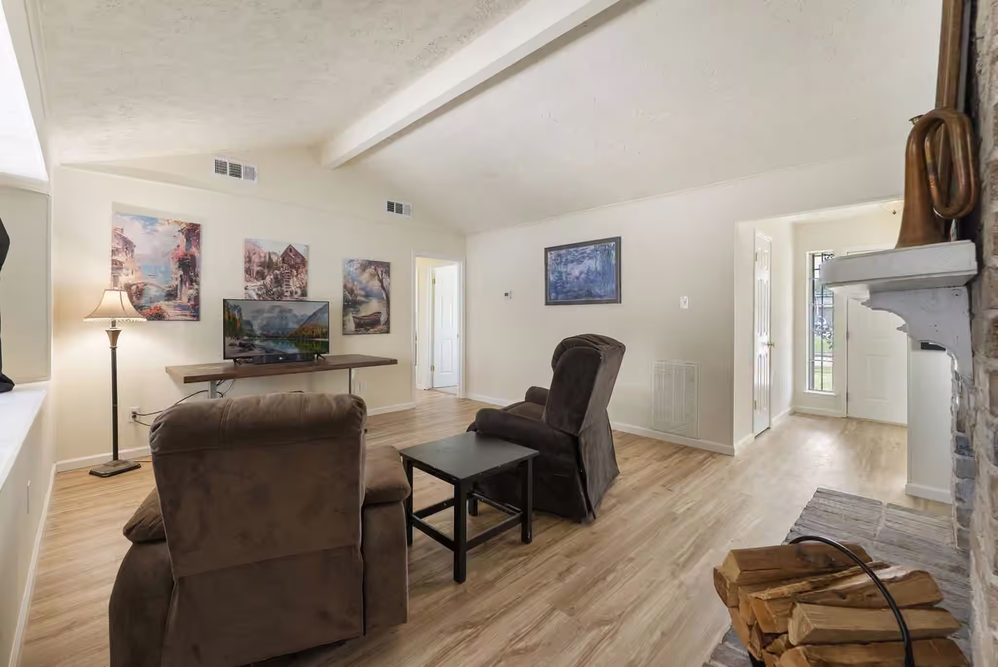 Photo 4 of 6839 Silver Star Drive, Houston, TX