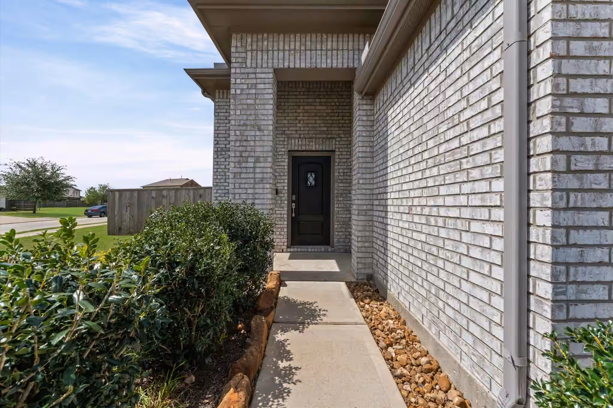 Photo 3 of 26003 Amber Pearl Drive, Richmond, TX