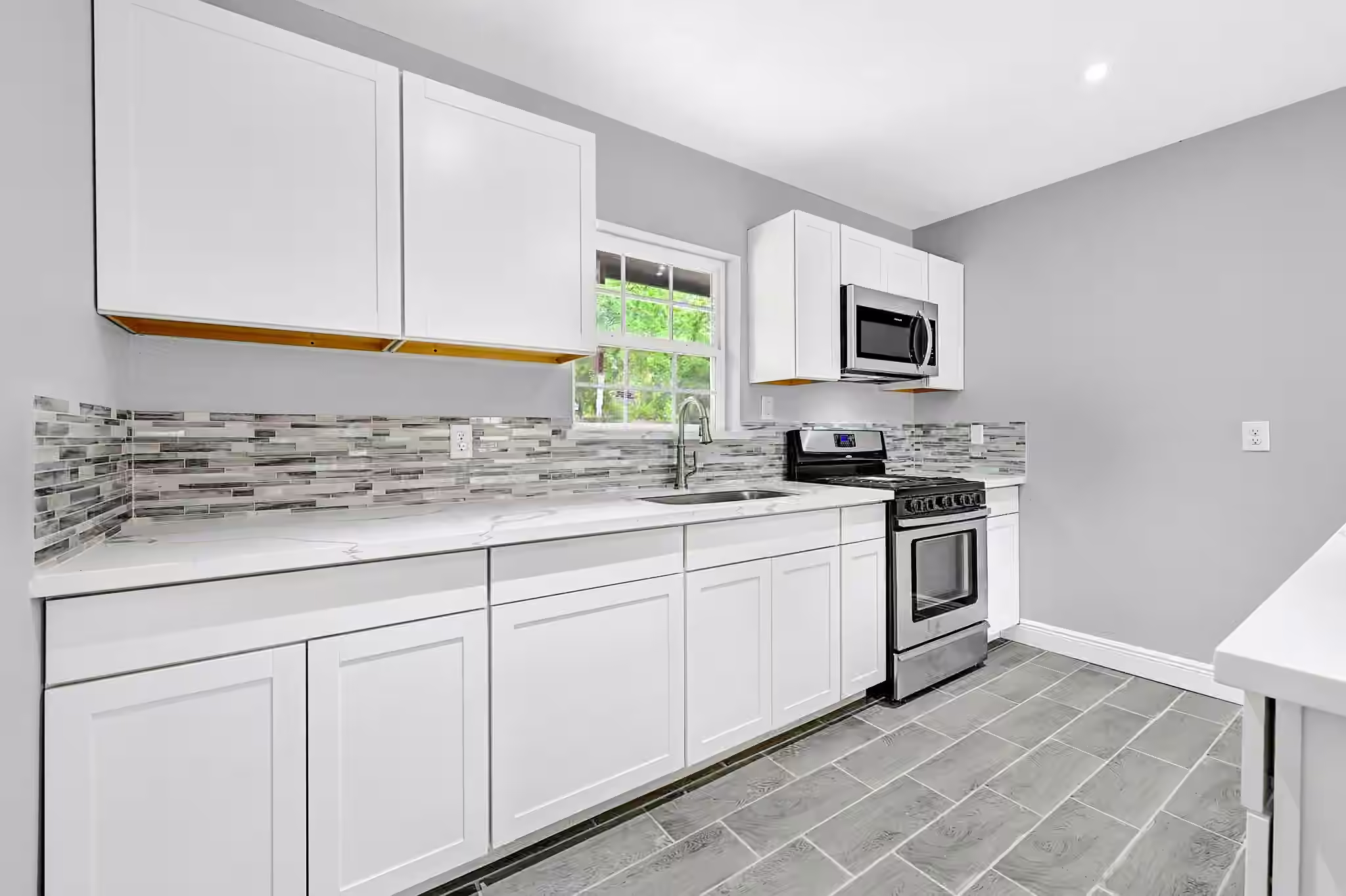 Photo 7 of 10122 Rockaway Drive, Houston, TX