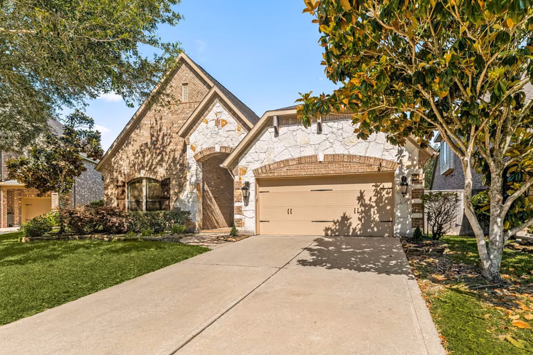 Photo 5 of 4430 Red Oak Grove Court, Katy, TX