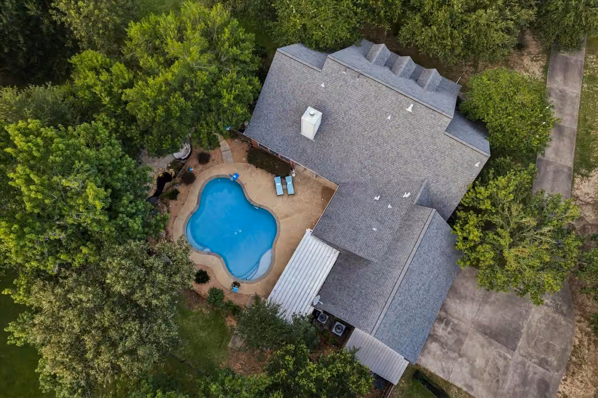 Photo 3 of 11460 Regal Hill Court, Montgomery, TX