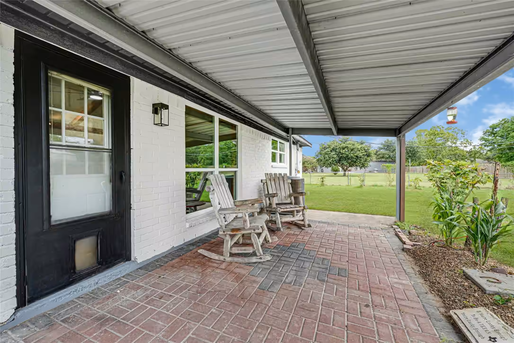Photo 5 of 1434 County Road 850, Alvin, TX
