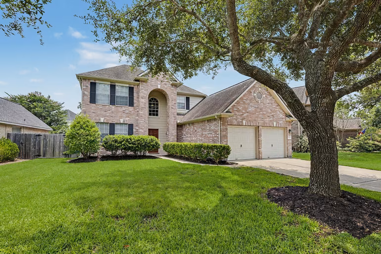 Photo of 3623 Englewood Drive, Pearland, TX