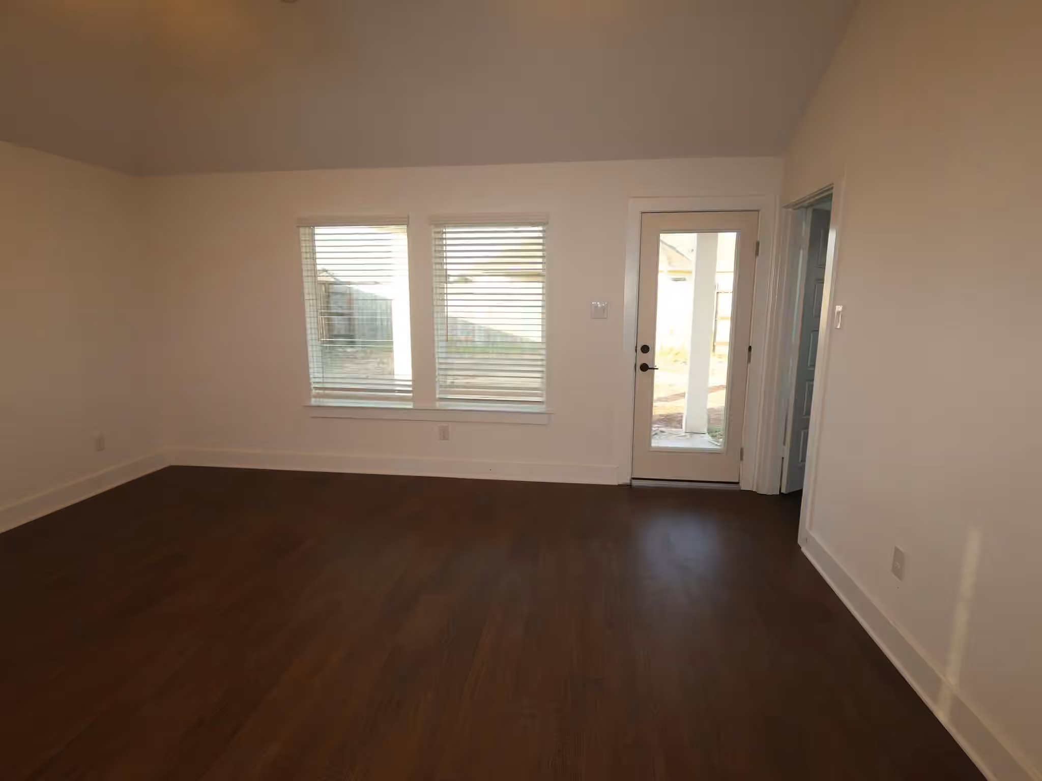 Photo 4 of 5803 Blazing Light Lane, Fulshear, TX