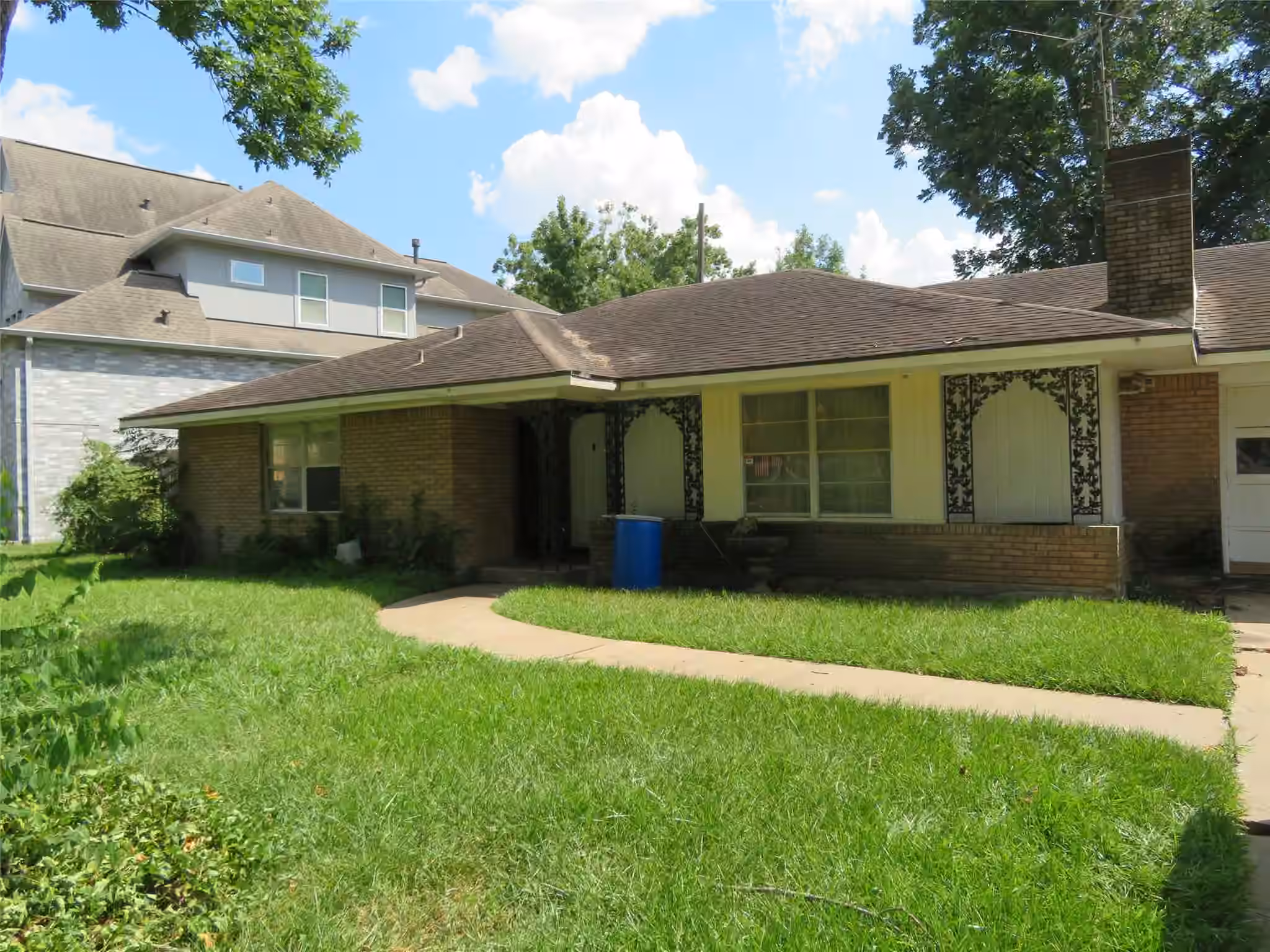 Photo 4 of 3807 Linkwood Drive, Houston, TX