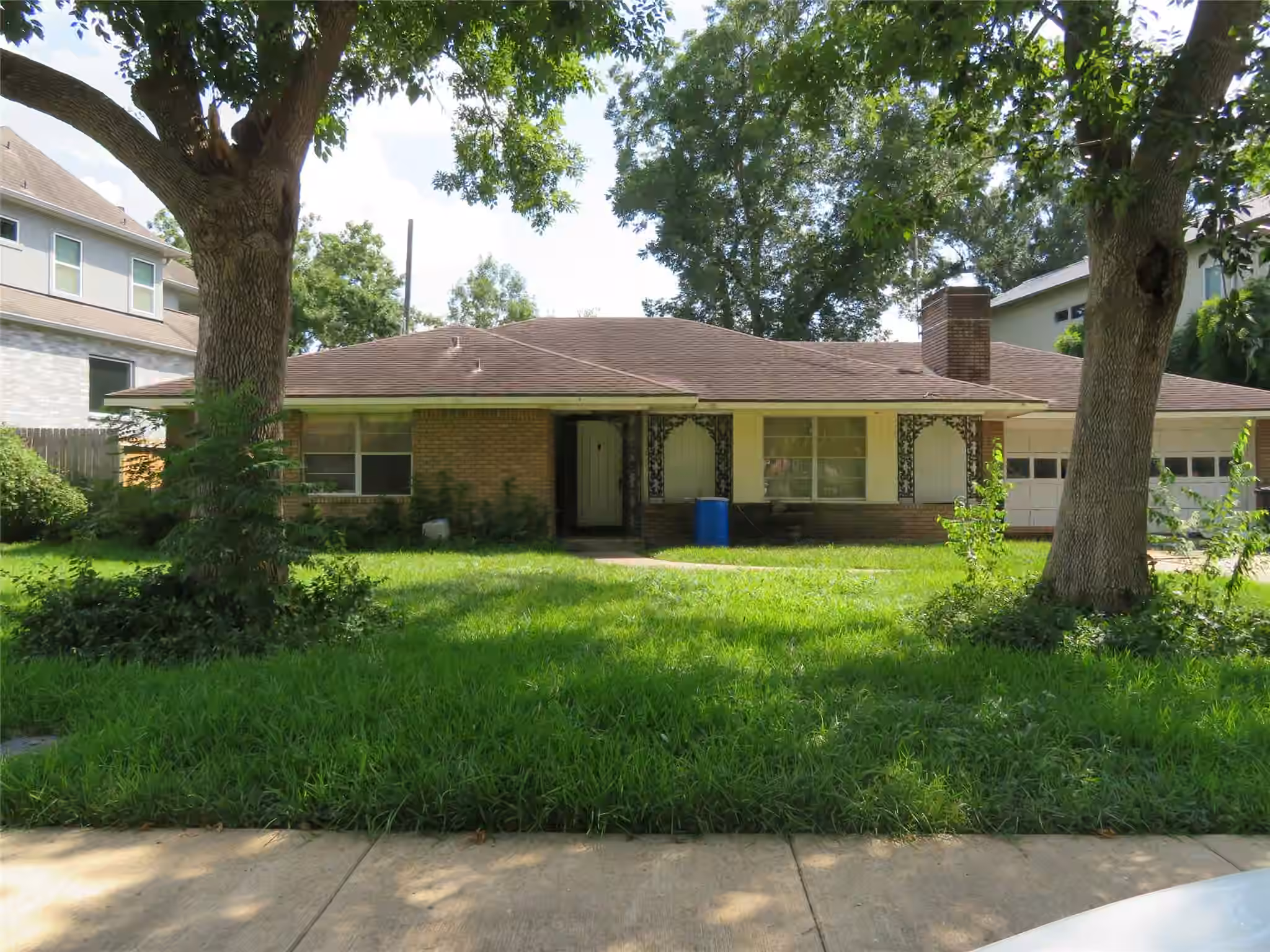 Photo 7 of 3807 Linkwood Drive, Houston, TX