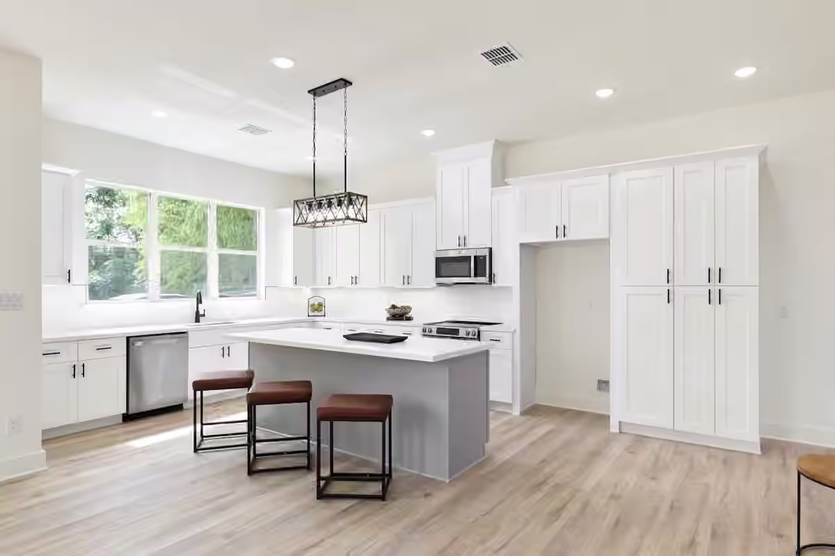 Photo 5 of 8803 Hollywood Garden Lane, Houston, TX
