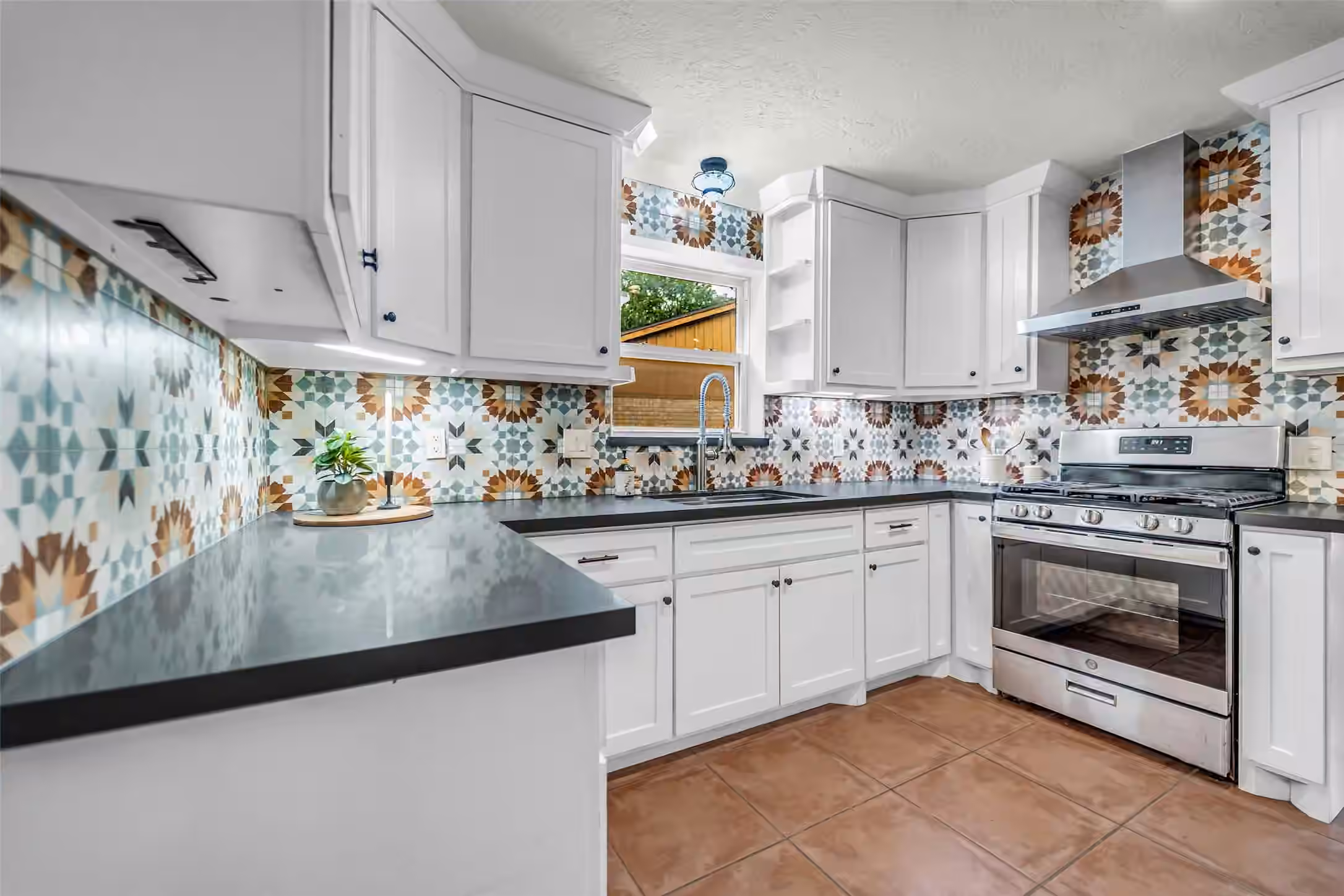 Photo 7 of 4303 Long Grove Drive, Seabrook, TX