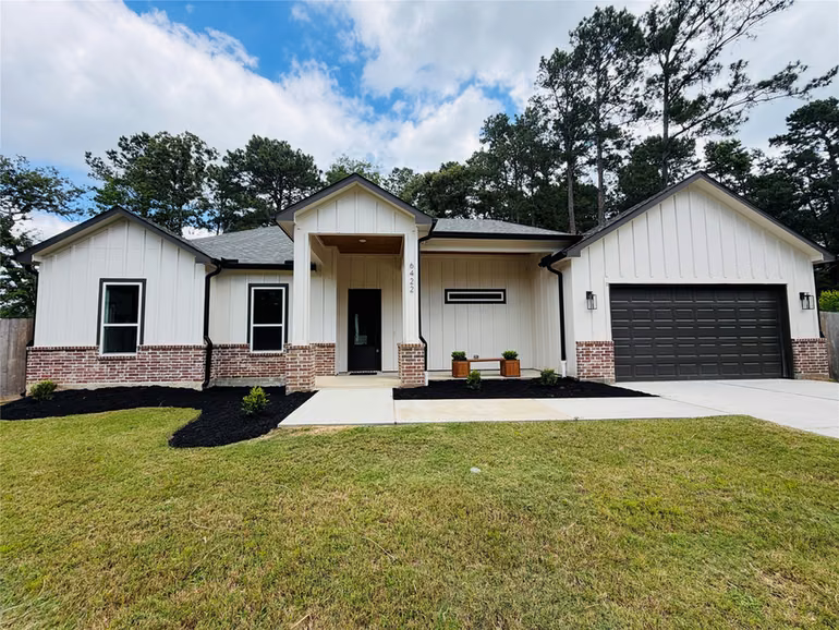 Photo of 6422 Sugar Bush Drive, Magnolia, TX 77354