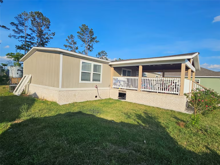 Photo 2 of 242 Brook Park Drive, Conroe, TX