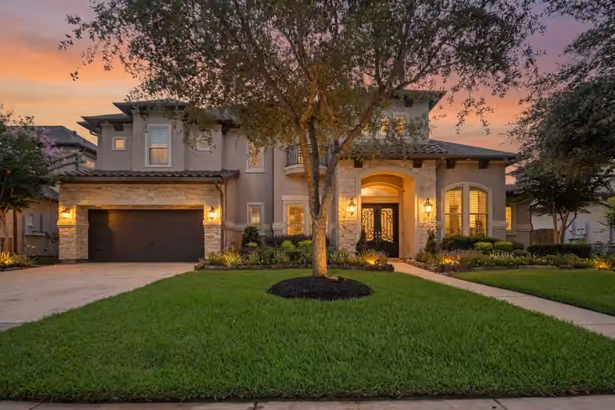 Photo of 1104 Hackberry Branch Lane, Friendswood, TX