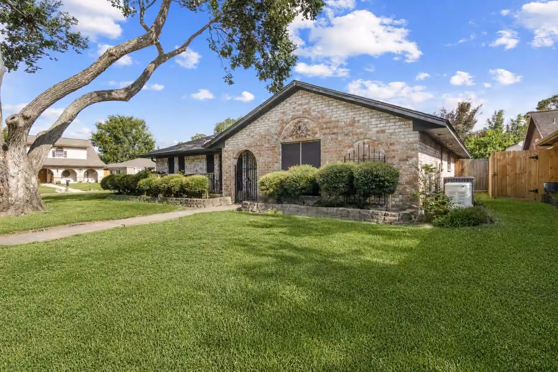 Photo 3 of 201 E Temperance Lane, Deer Park, TX