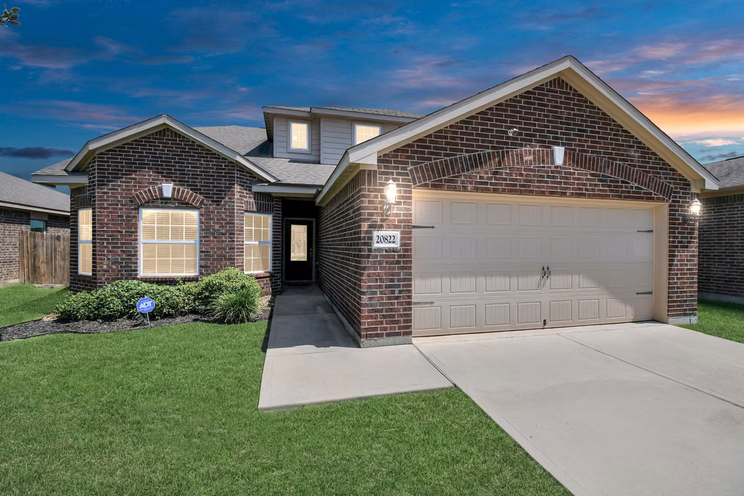 Photo 2 of 20822 Bastion Settle Drive, Hockley, TX
