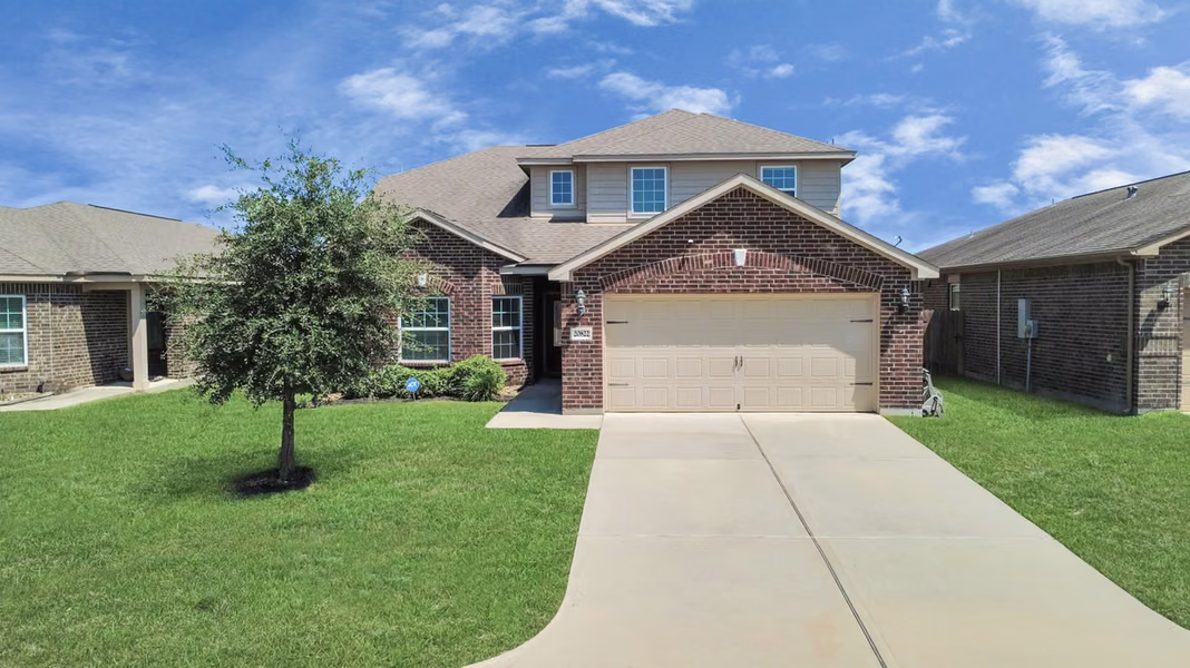 Photo 3 of 20822 Bastion Settle Drive, Hockley, TX