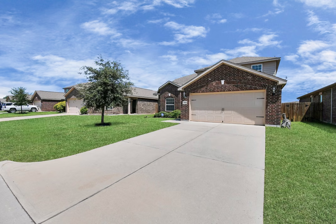 Photo 5 of 20822 Bastion Settle Drive, Hockley, TX