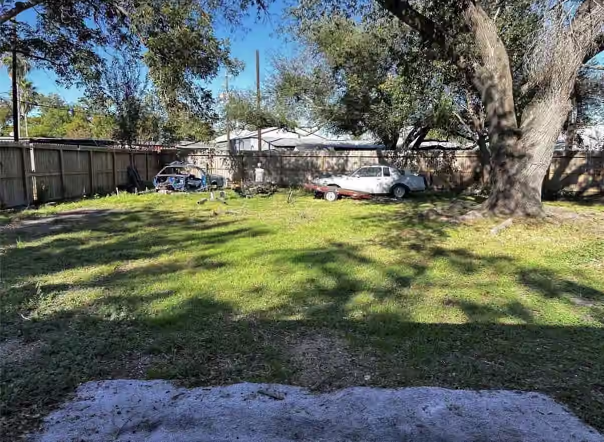 Photo 3 of 8418 Sonneville Drive, Houston, TX