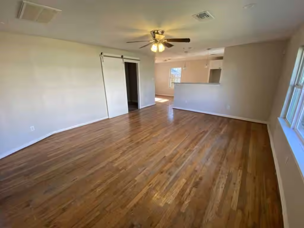 Photo 2 of 7209 La Salette Street, Houston, TX