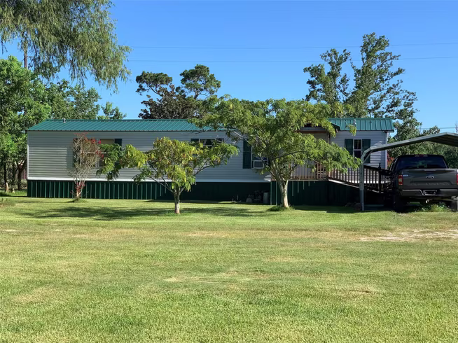 Photo 2 of 18504 Noyce Road, Crosby, TX