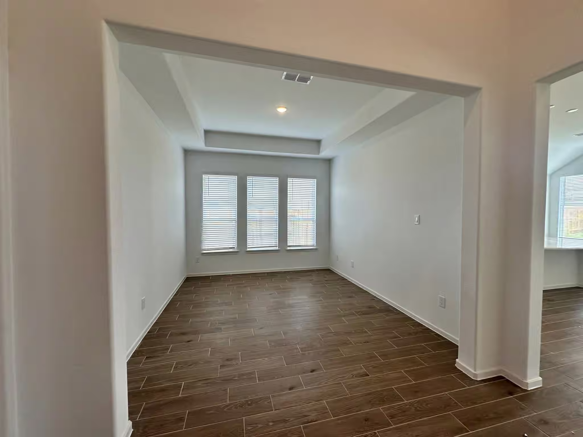 Photo 5 of 13623 Lago Vista Drive, Iowa Colony, TX