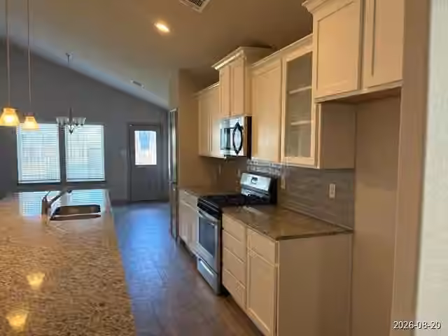 Photo 5 of 9830 Glen Brook Lane, Magnolia, TX