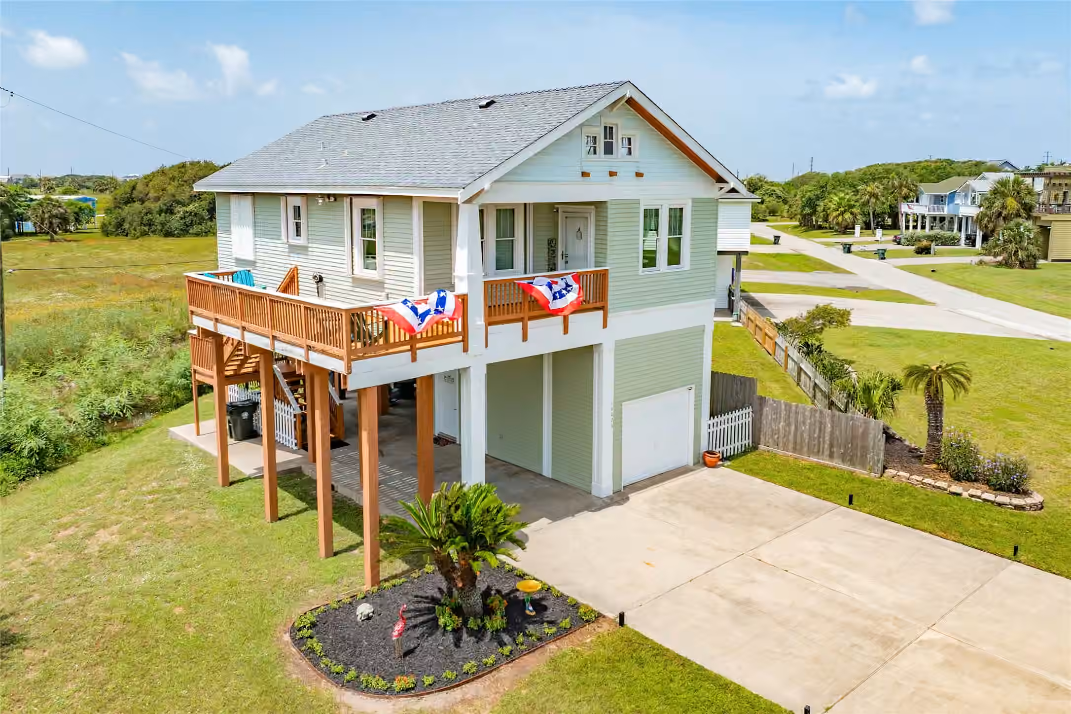 Photo of 14023 Marina Boulevard, Galveston, TX
