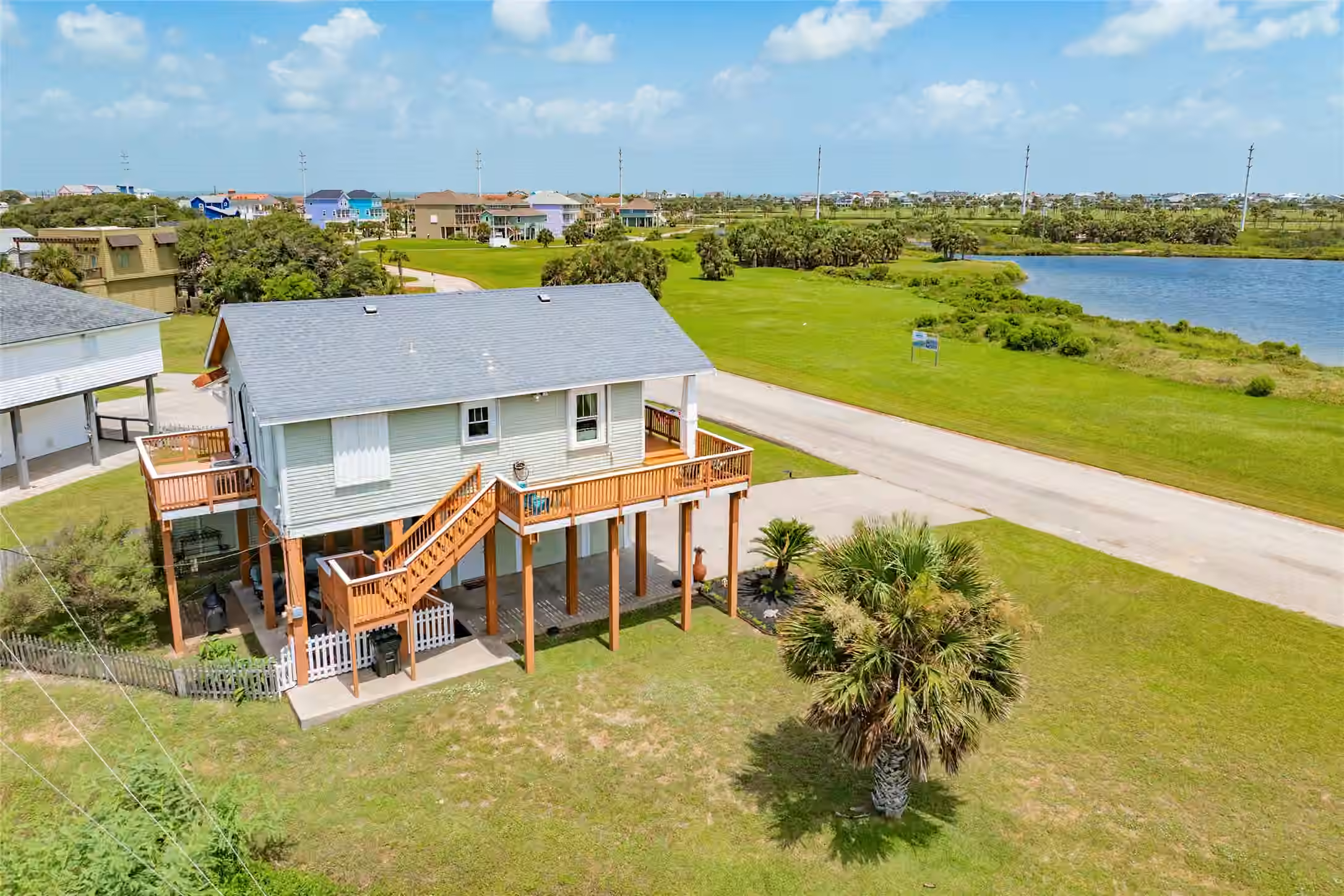 Photo 2 of 14023 Marina Boulevard, Galveston, TX