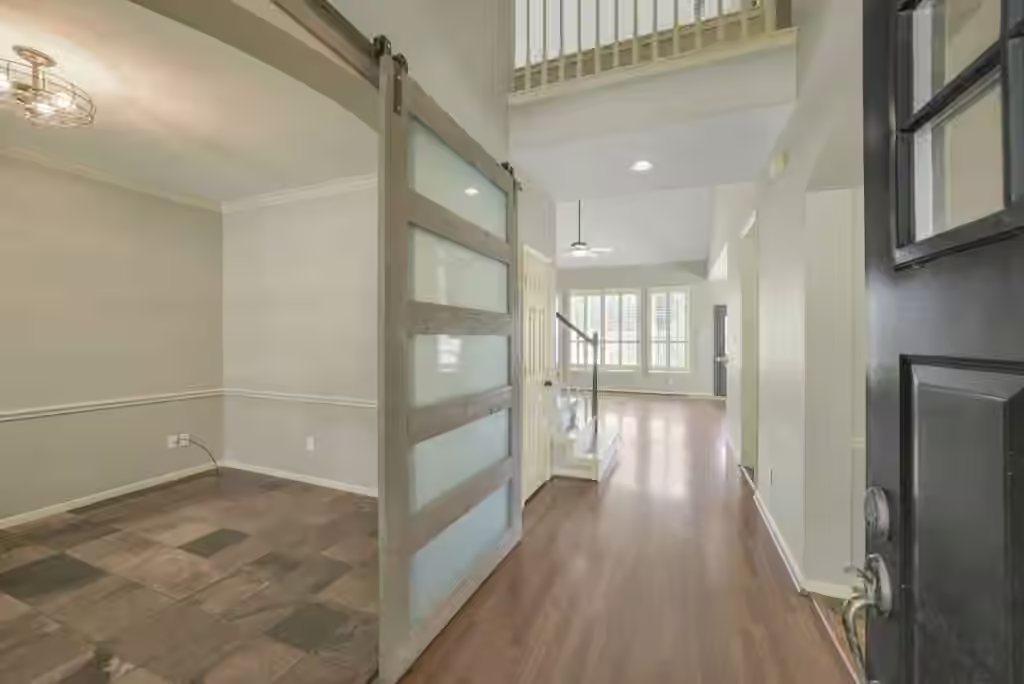 Photo 3 of 9730 Harrison Lane, Missouri City, TX