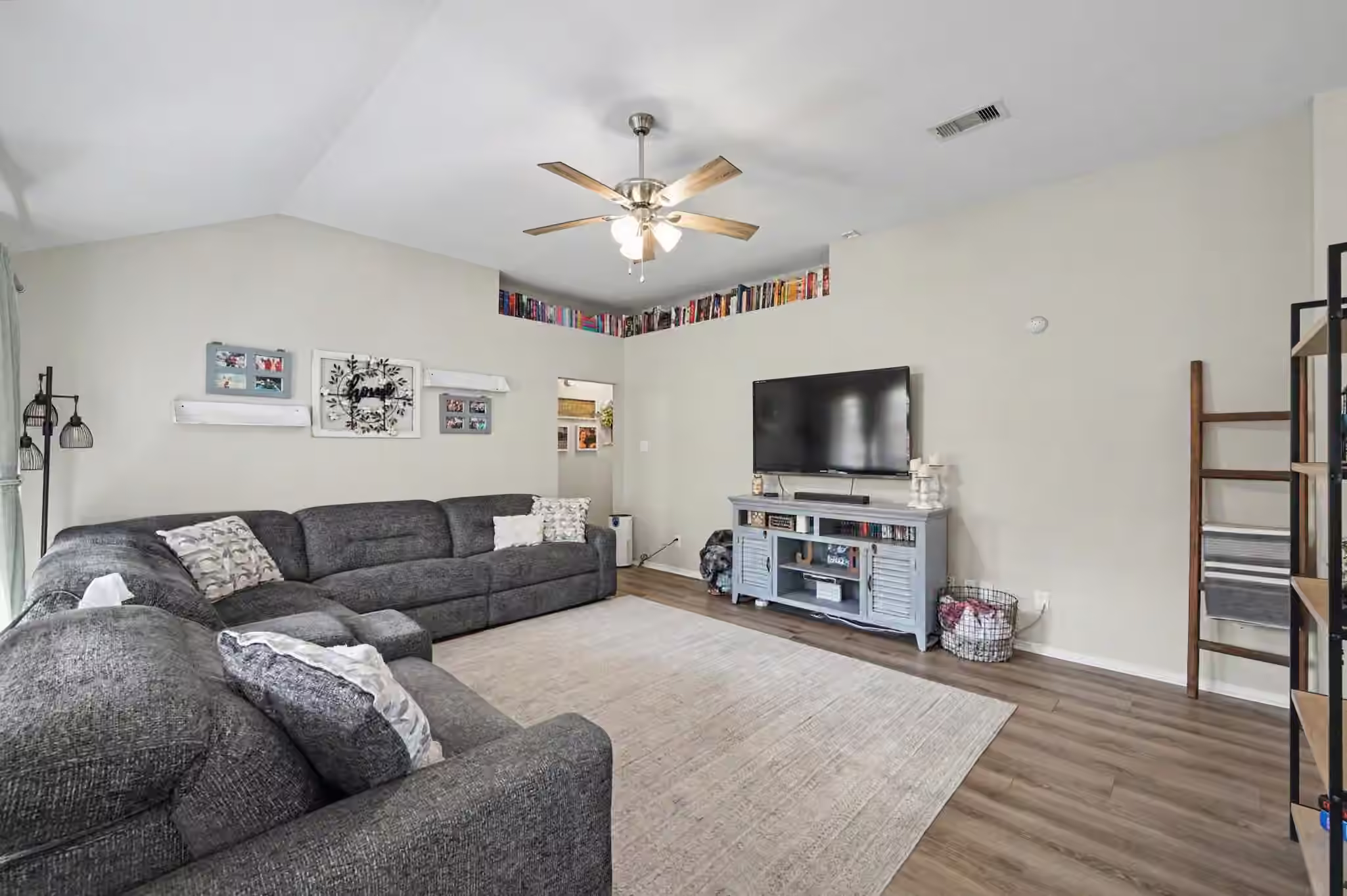 Photo 4 of 24223 Wild Horse Lane, Hockley, TX