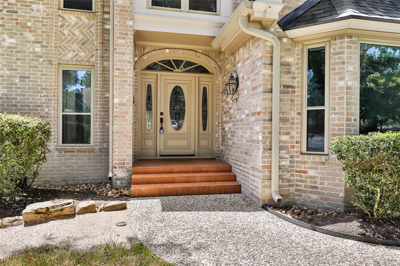 Photo 3 of 5410 Timber Shade Drive, Kingwood, TX