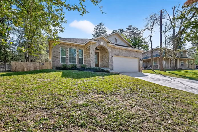 Photo 2 of 9006 San Saba Way, Willis, TX
