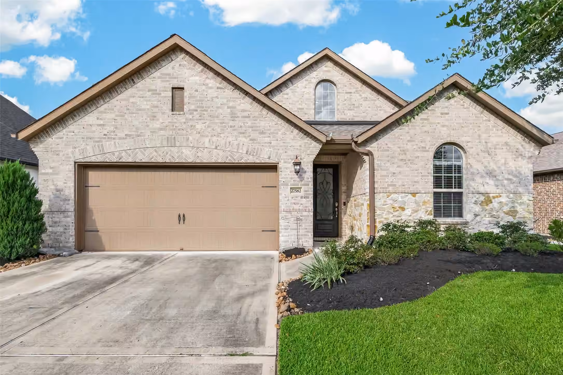 Photo 4 of 27582 Vivace Drive, Spring, TX