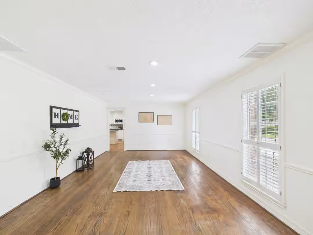 Photo 7 of 111 Cherrywood Dr, Lake Jackson, TX
