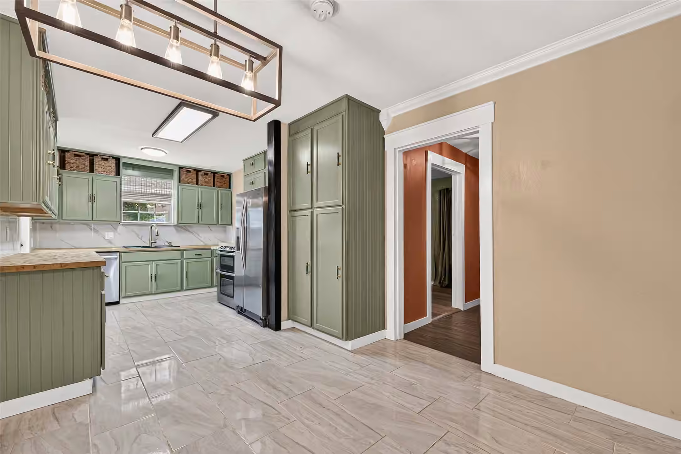 Photo 6 of 1403 N Avenue F, Freeport, TX