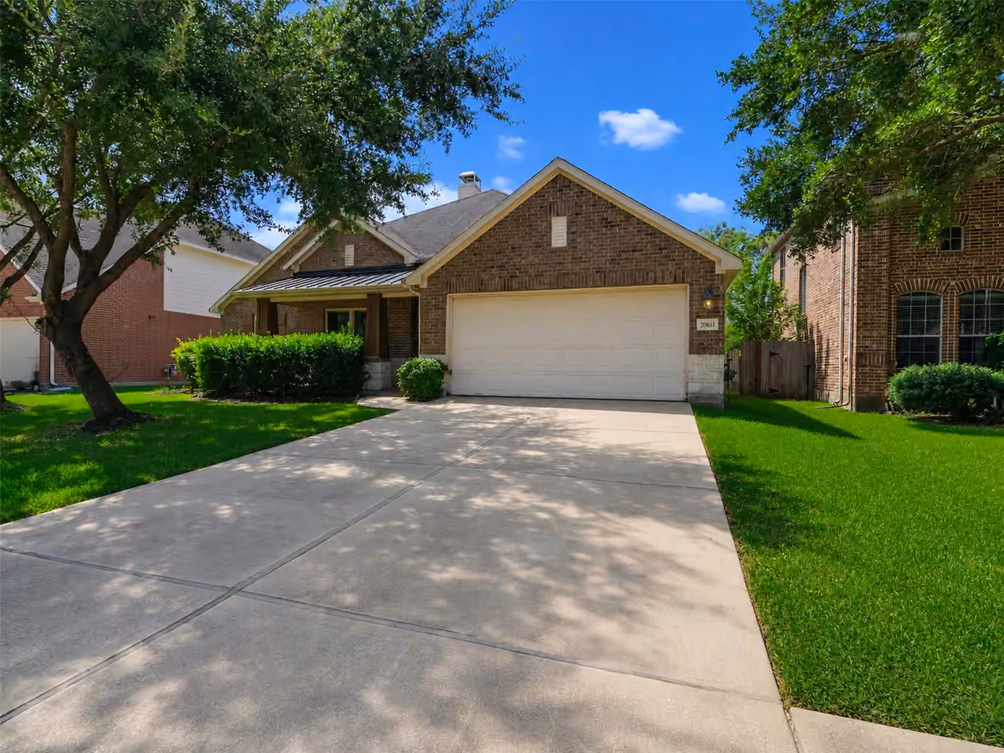 Photo 2 of 20611 Garden Ridge Canyon, Richmond, TX