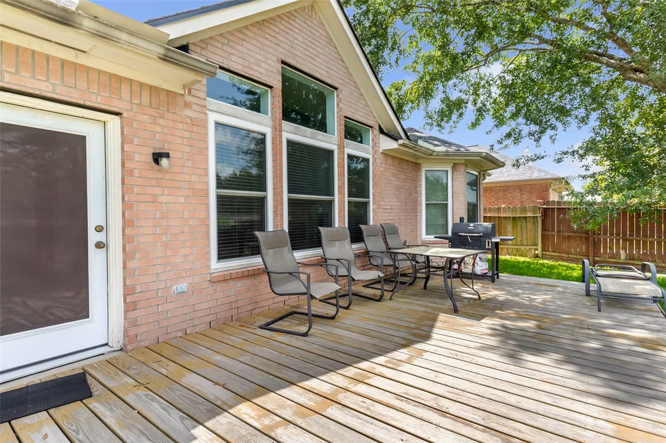 Photo 4 of 25603 Myrtle Springs, Spring, TX