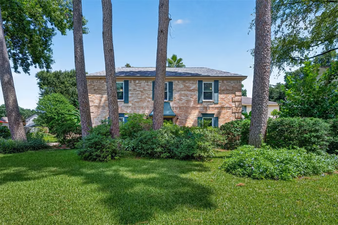 Photo 2 of 5603 Timbers Trail Drive, Humble, TX