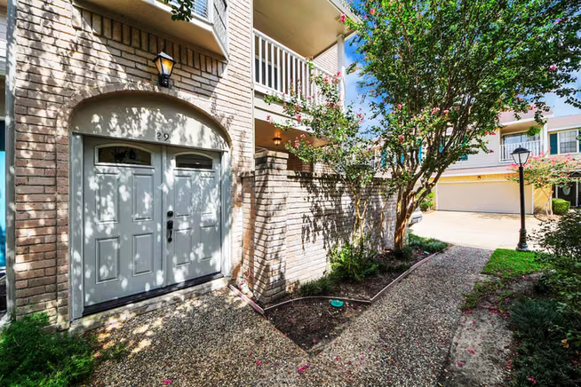 Photo of 2220 Bering Drive 29, Houston, TX 77057